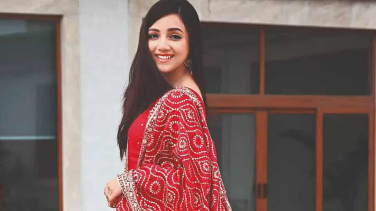 চরম অর্থ সংকটে কেটেছে দিন! নিজের জীবনের এক অজানা কাহিনী বললেন শ্রীতমা মিত্র